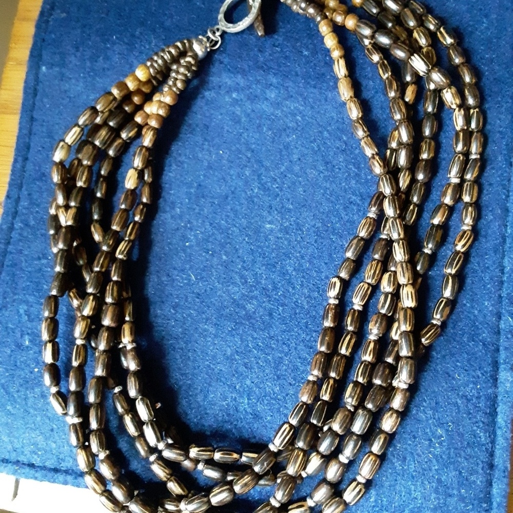 Silpada palm wood bead necklace